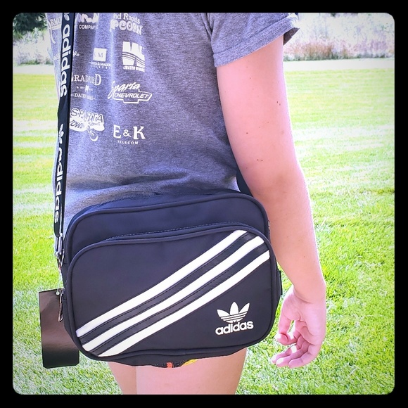 adidas messenger pouch bag